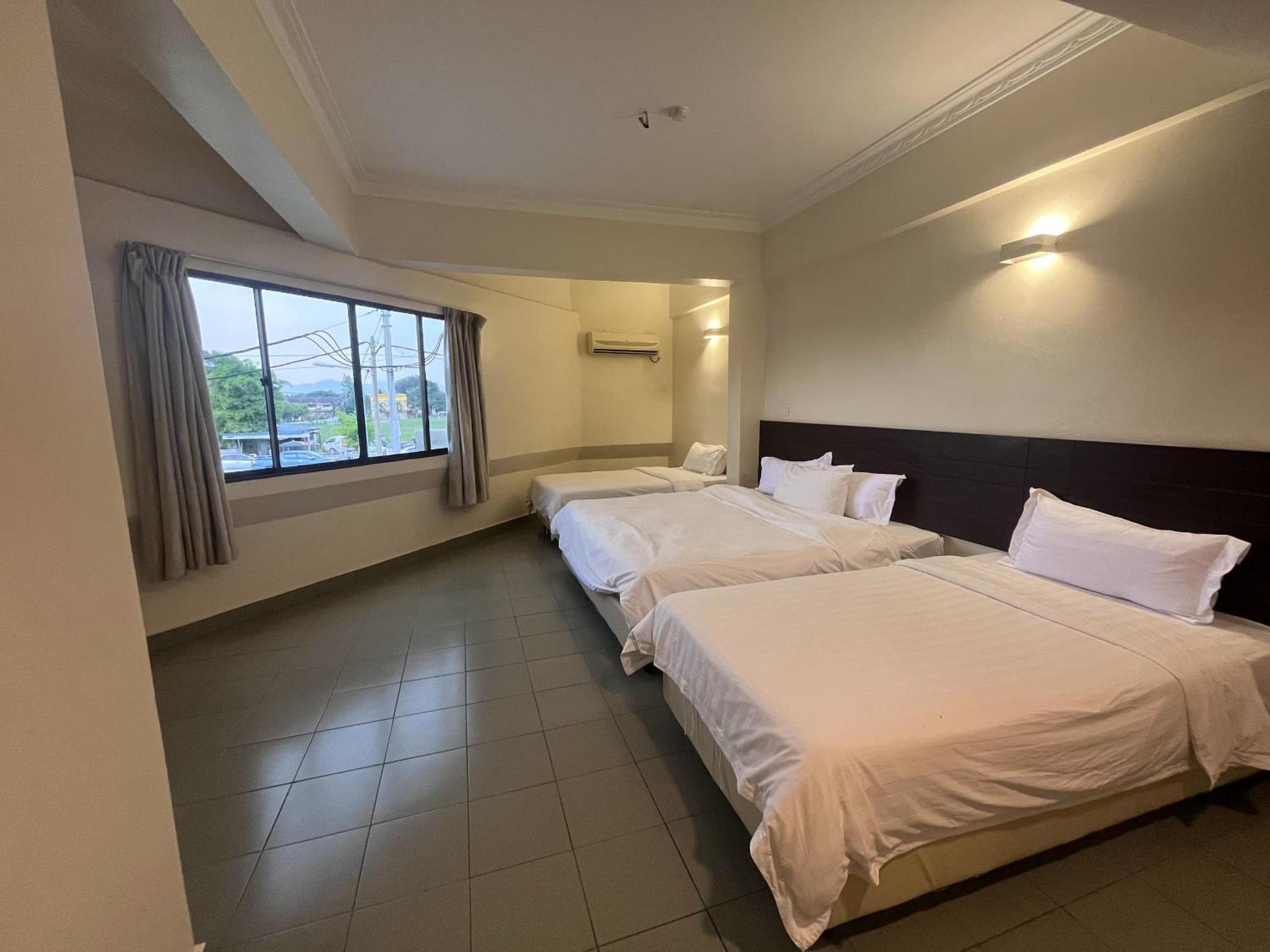 Hotel Sitiawan Kültér fotó